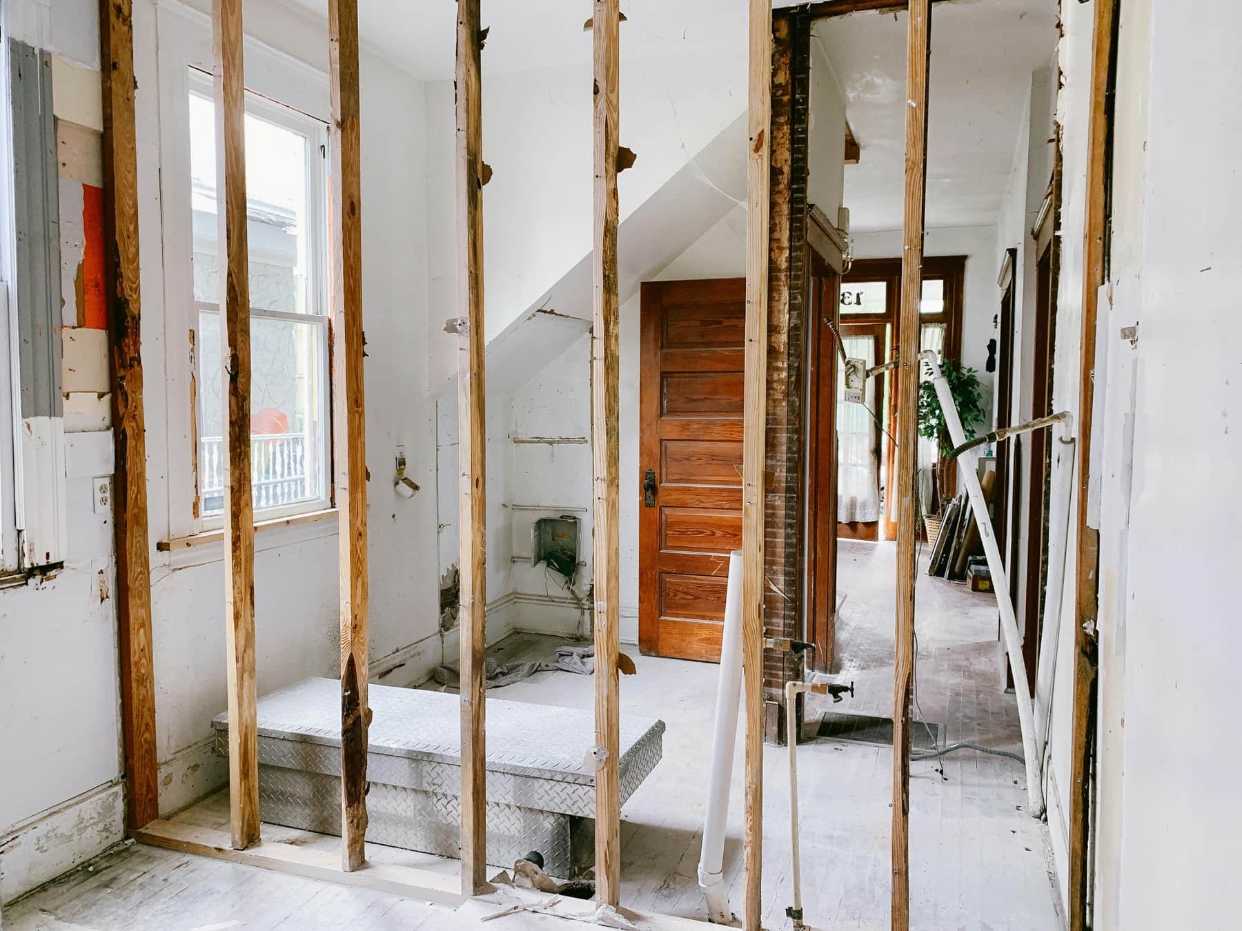 Entkernung und Rückbau für eine Sanierung in Hamburg